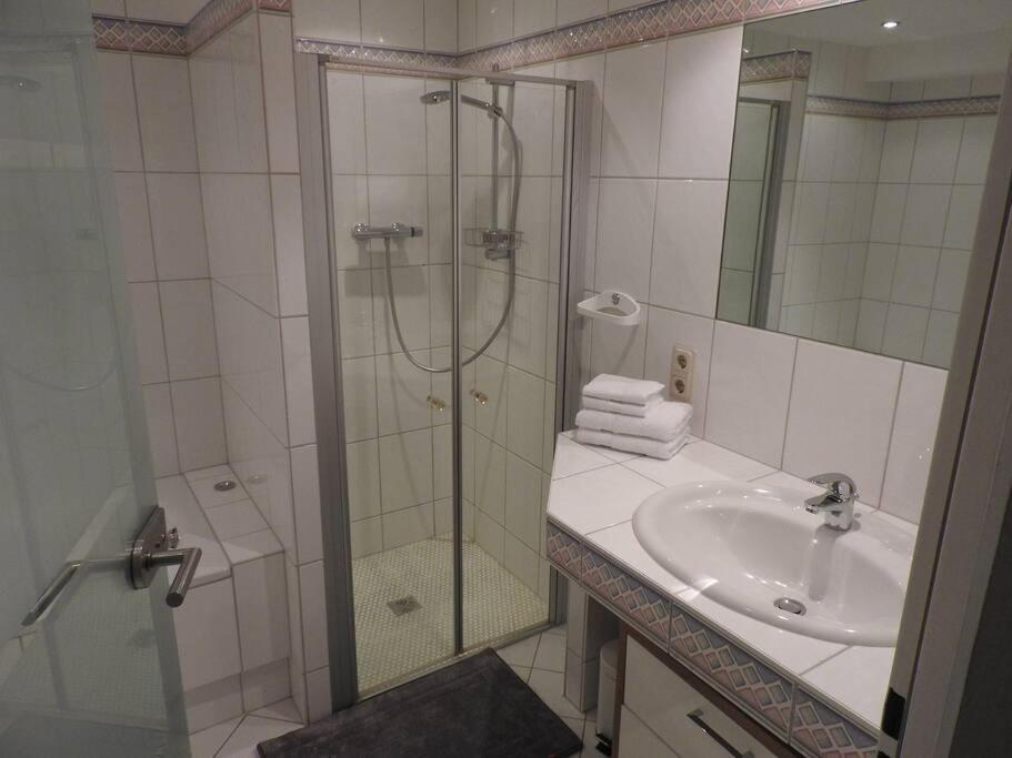 Schoene Gemuetliche Ferienwohnung Mit Fernblick. Nalbach Eksteriør billede
