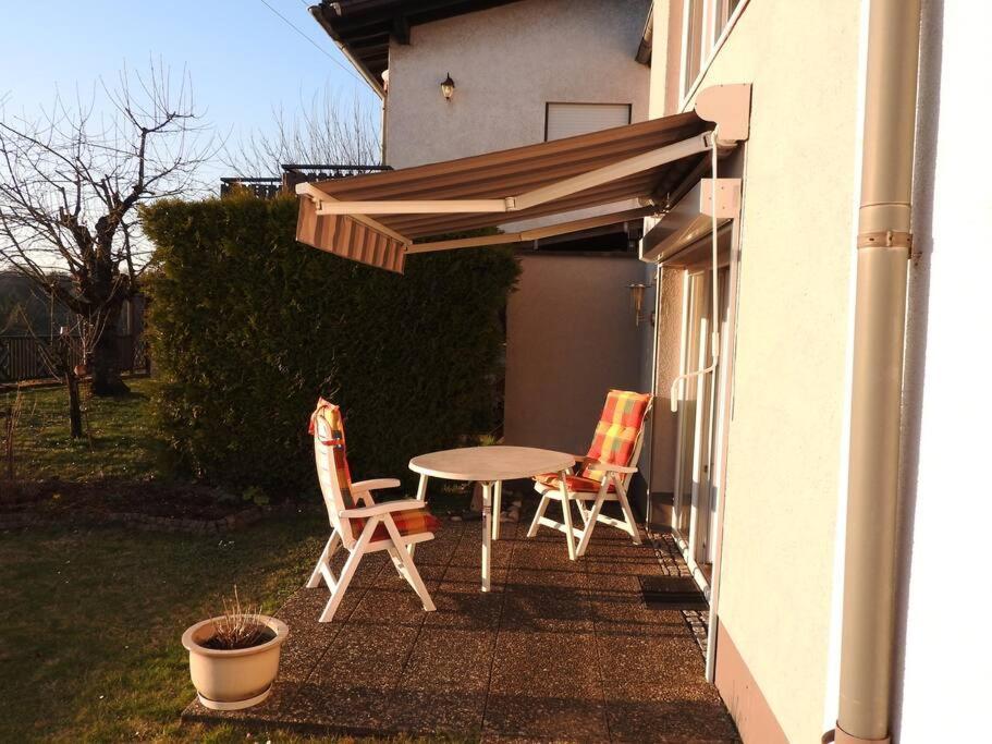 Schoene Gemuetliche Ferienwohnung Mit Fernblick. Nalbach Eksteriør billede